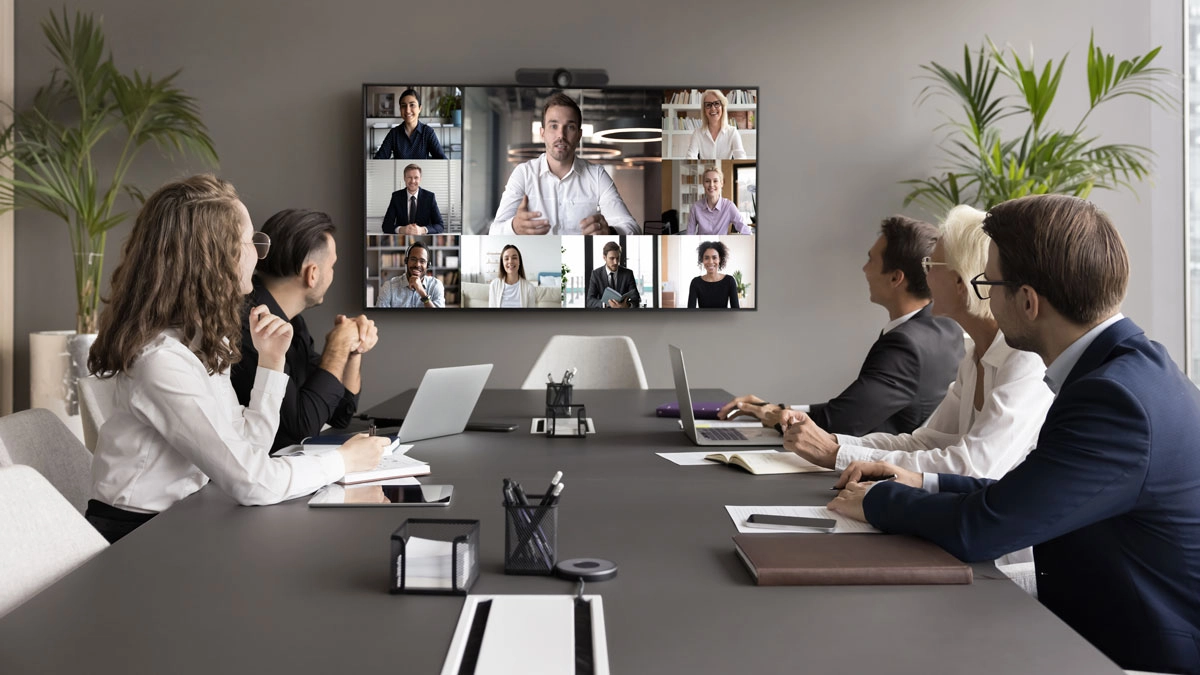 Why 2025 Will Be the Year of Hybrid Meeting Spaces